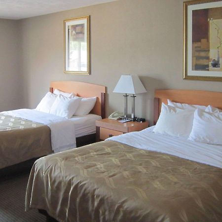 Quality Inn Nashville - Bloomington Eksteriør billede