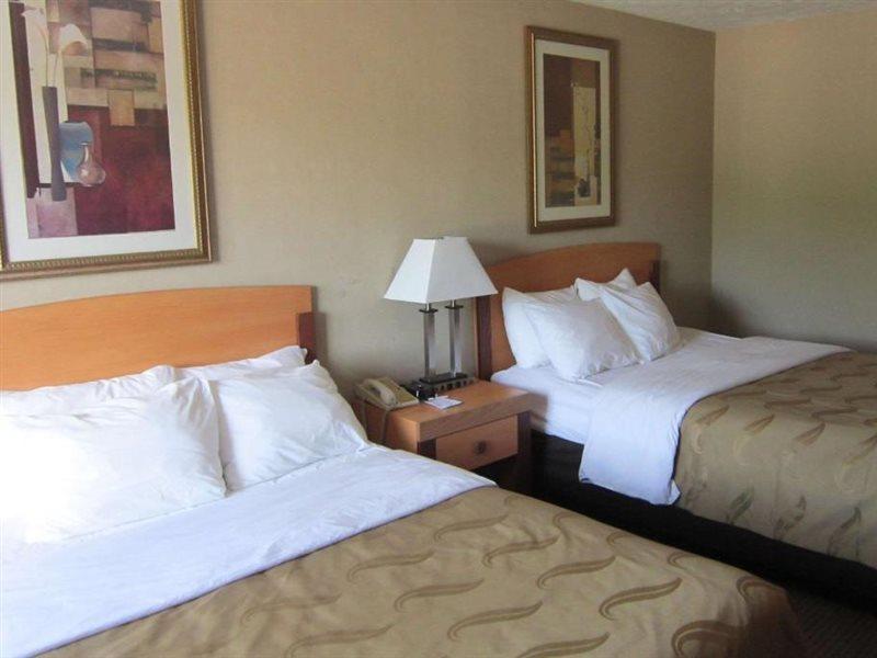 Quality Inn Nashville - Bloomington Eksteriør billede