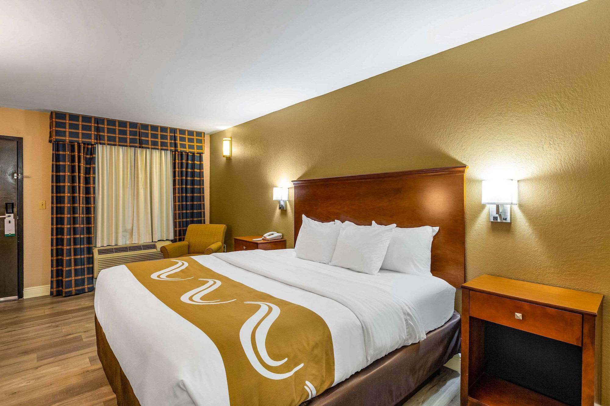 Quality Inn Nashville - Bloomington Eksteriør billede